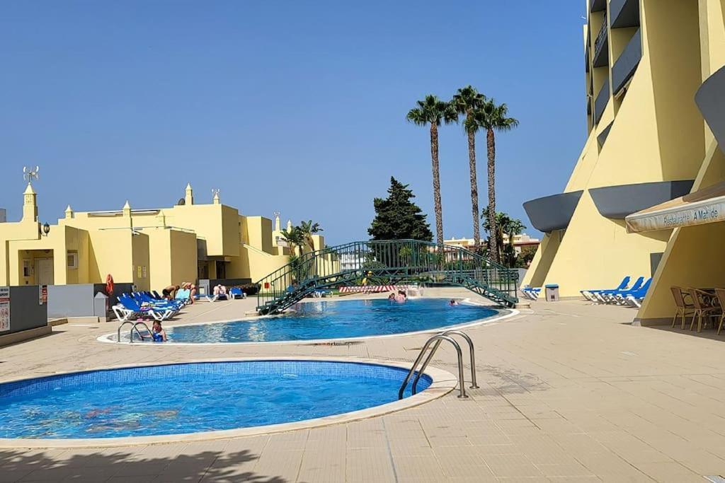 Lagos-Piscine Et Mer- Condominio Do Mar Exteriér fotografie
