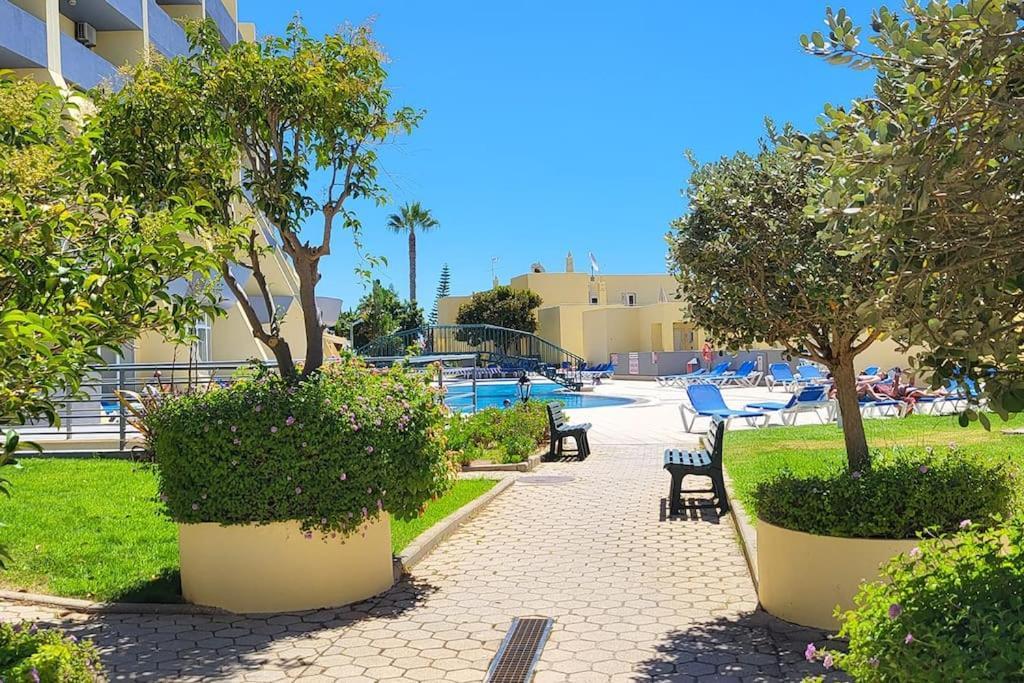 Lagos-Piscine Et Mer- Condominio Do Mar Exteriér fotografie