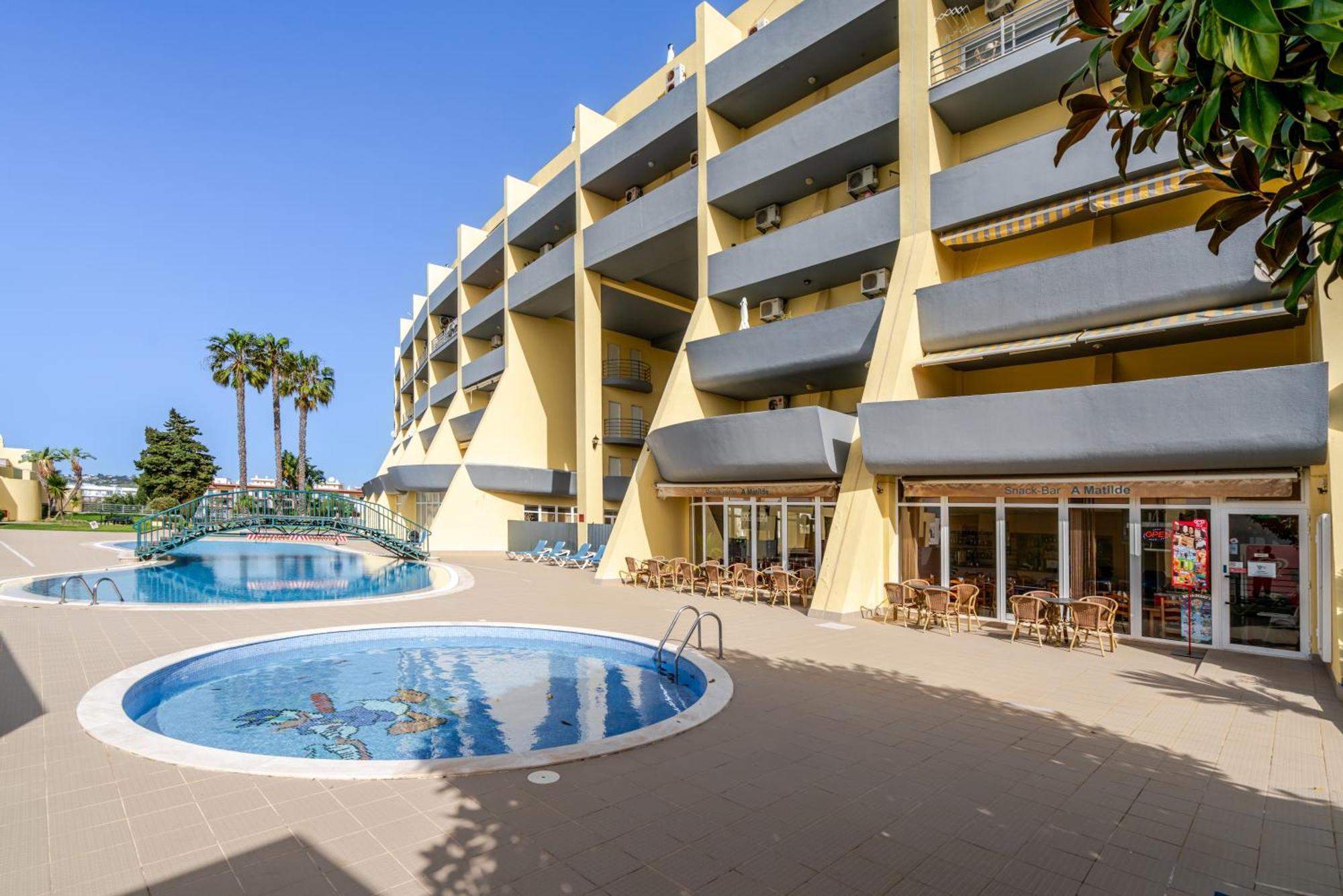 Lagos-Piscine Et Mer- Condominio Do Mar Exteriér fotografie